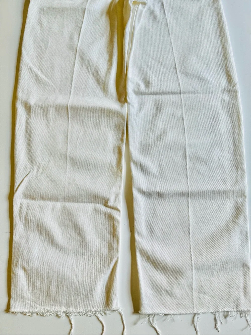 J. Crew Women’s Zoe barrel jean. Raw Hem White.24. NWT.